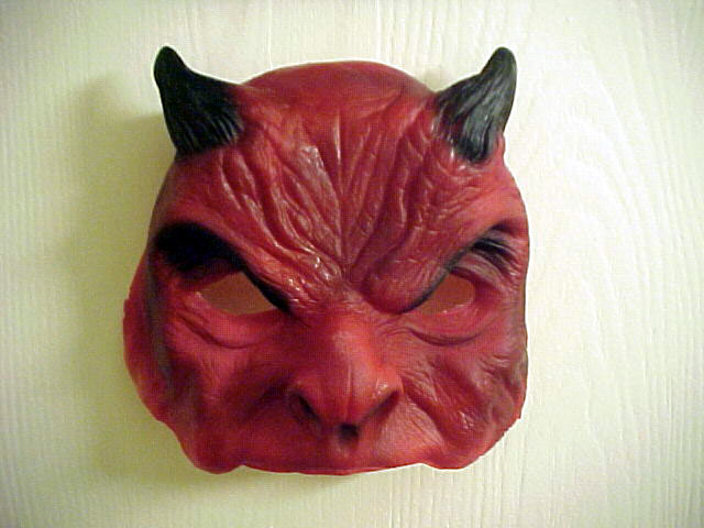 маска для Хэллоуина